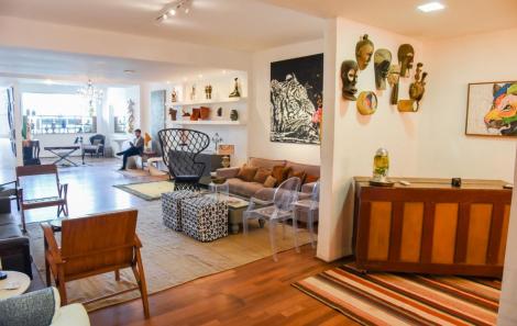 48B435CB-67E4-4F89-86B9-ABB9E8E82CDF