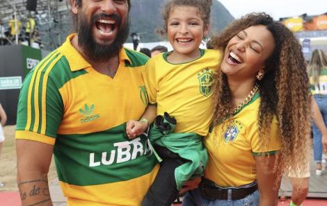 5FA9C400-1EA5-472B-90CD-CAB2F4028E55