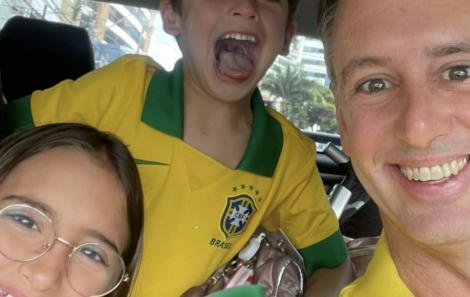 74865458-4550-4EB6-B641-777A19377DAD