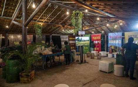 37B5F341-8FEB-4B46-A105-24D6C24A0A4C