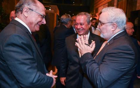 Muito concorrida a eleição de Ricardo Alban como mais novo Presidente da CNI