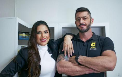 Carol Martineli e Alexandre Marcon Martineli