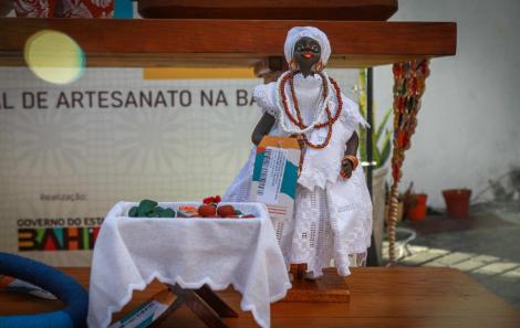 Artesanato baiana de acarajé - Ag. Dudes